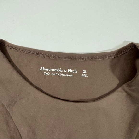 New Abercrombie High Neck Cutout Thong Bodysuit Taupe Brown - Picture 3 of 6